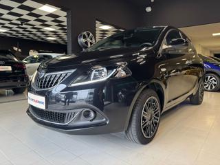 LANCIA Ypsilon usata, con Airbag laterali