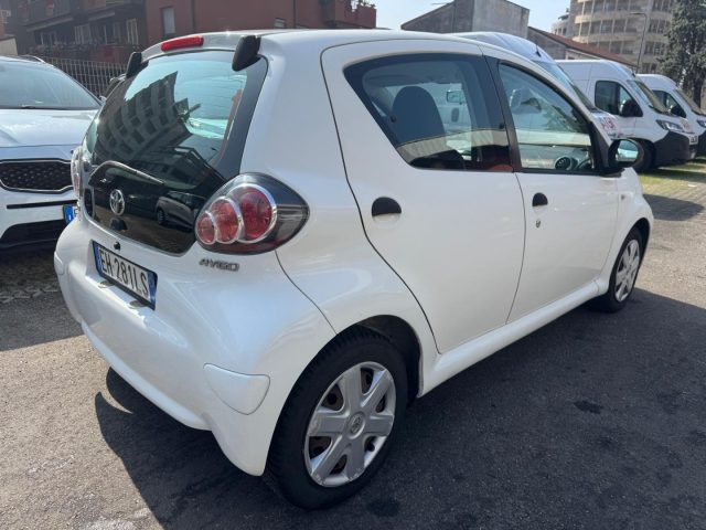 TOYOTA Aygo usata, con Alzacristalli elettrici