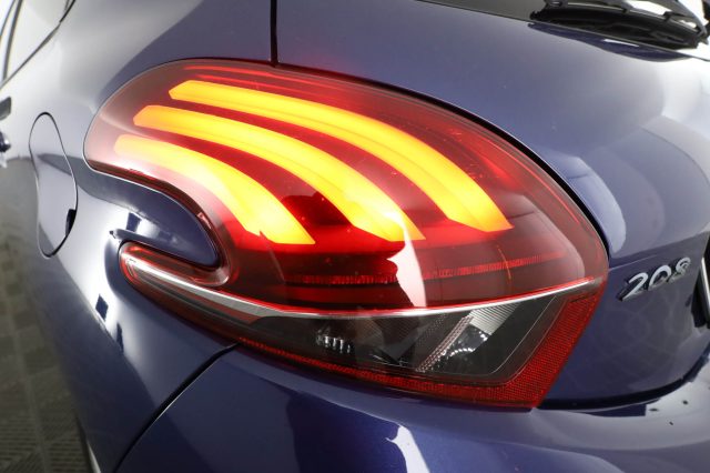 PEUGEOT 208 usata 7