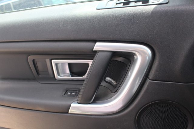 LAND ROVER Discovery usata, con Controllo trazione