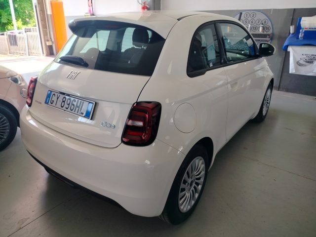 FIAT 500e usata, con Climatizzatore