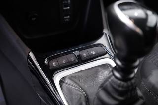 OPEL Crossland usata, con Luci diurne LED