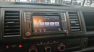 VOLKSWAGEN Transporter usata, con Isofix