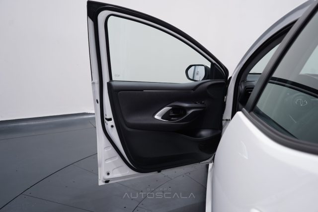 TOYOTA Yaris usata, con ESP