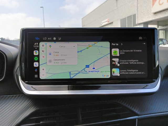 PEUGEOT 2008 usata, con Controllo automatico clima