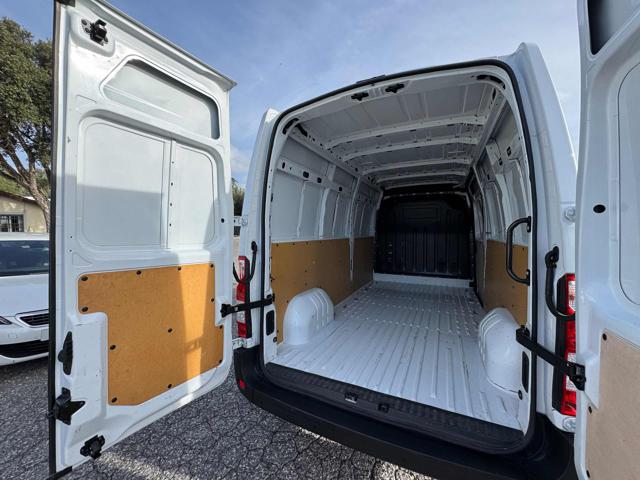 OPEL Movano usata, con Bracciolo