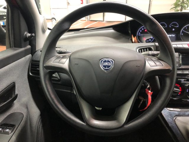 LANCIA Ypsilon usata 13
