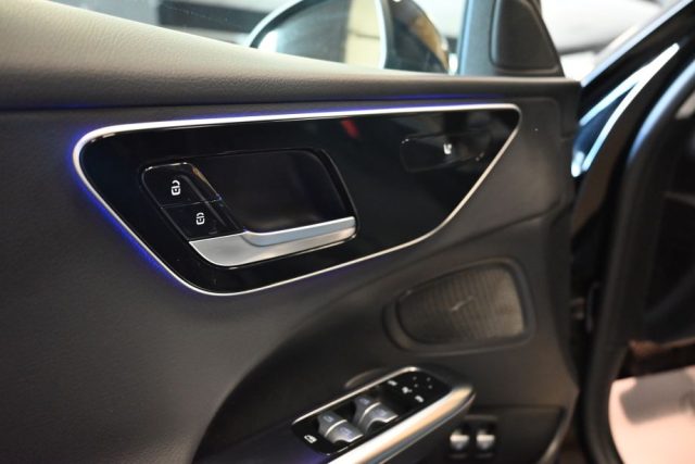 MERCEDES-BENZ C 300 usata 29