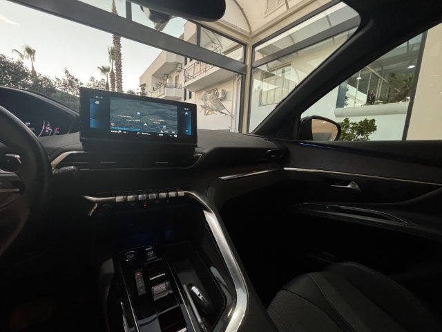 PEUGEOT 3008 usata, con Volante multifunzione