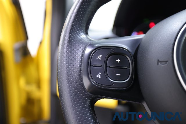 ABARTH 595 usata, con Autoradio digitale
