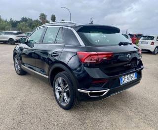 VOLKSWAGEN T-Roc usata, con Autoradio