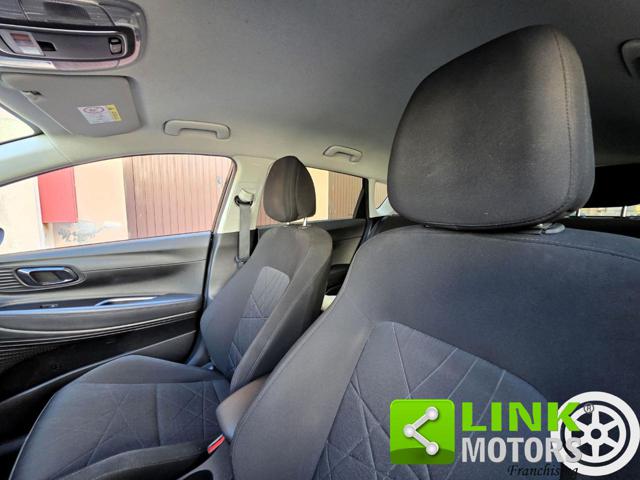 HYUNDAI Bayon usata, con Luci diurne LED