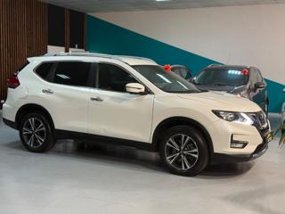 NISSAN X-Trail usata, con Volante in pelle