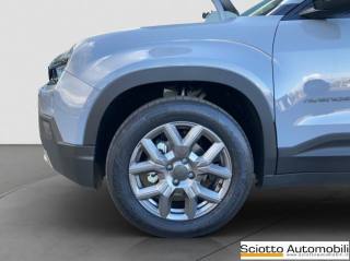 JEEP Avenger usata, con Autoradio digitale