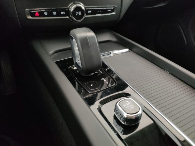 VOLVO XC60 usata, con Volante in pelle