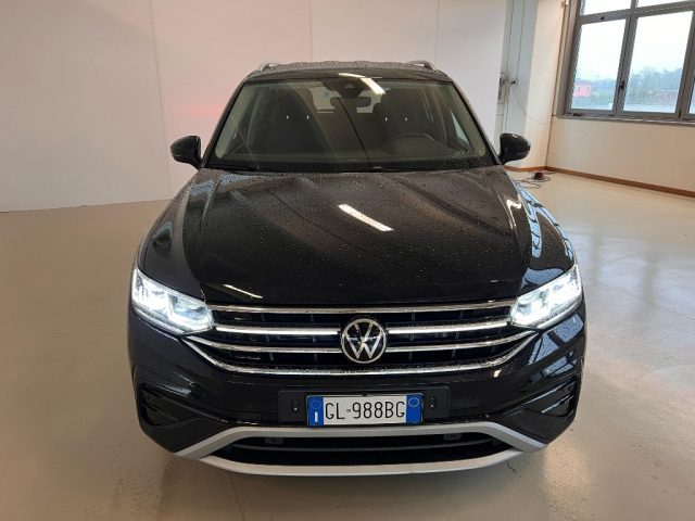 VOLKSWAGEN Tiguan Allspace usata, con Fari LED