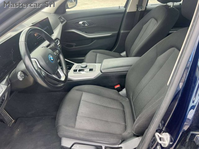 BMW 320 usata, con Park Distance Control