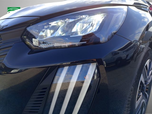 PEUGEOT 208 usata, con Specchietti laterali elettrici