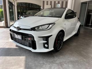 TOYOTA Yaris usata, con Vetri oscurati