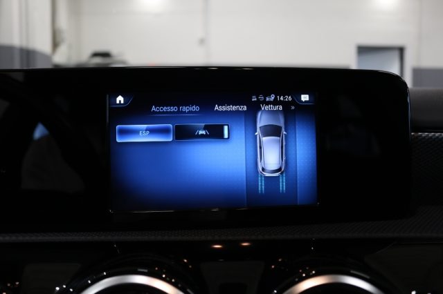 MERCEDES-BENZ A 180 usata, con Sedile posteriore sdoppiato
