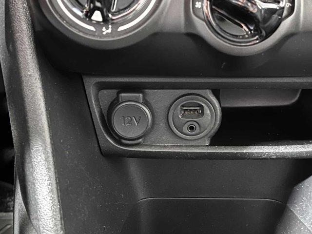 PEUGEOT 208 usata, con Sensore di luce