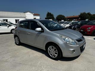 HYUNDAI i20 usata, con Airbag laterali