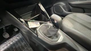 PEUGEOT 208 usata, con USB