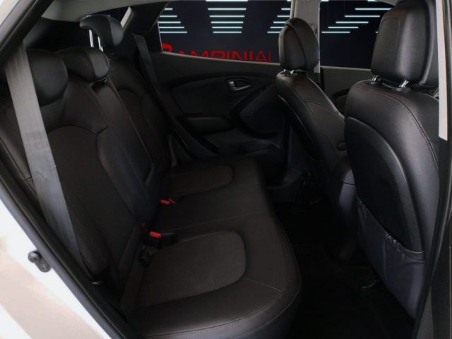 HYUNDAI iX35 usata 13