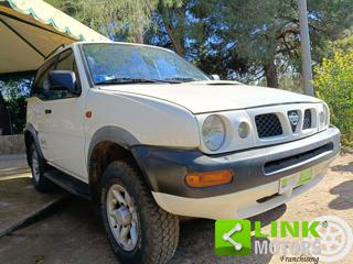NISSAN Terrano II usata 37
