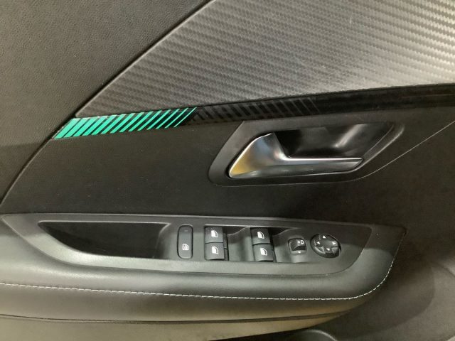 PEUGEOT 208 usata, con Sensore di luce
