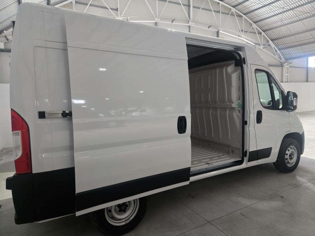 PEUGEOT Boxer usata 3