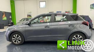 HYUNDAI i20 usata, con Airbag