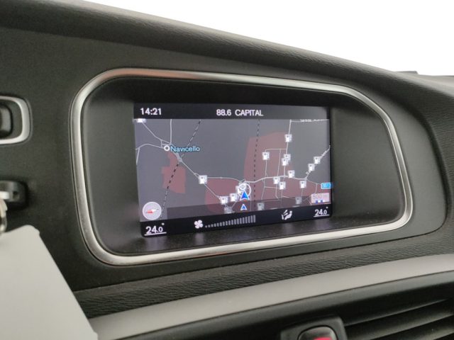 VOLVO V40 usata, con Volante in pelle