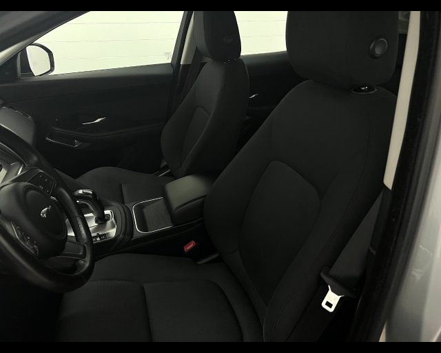 JAGUAR E-Pace usata, con Bluetooth