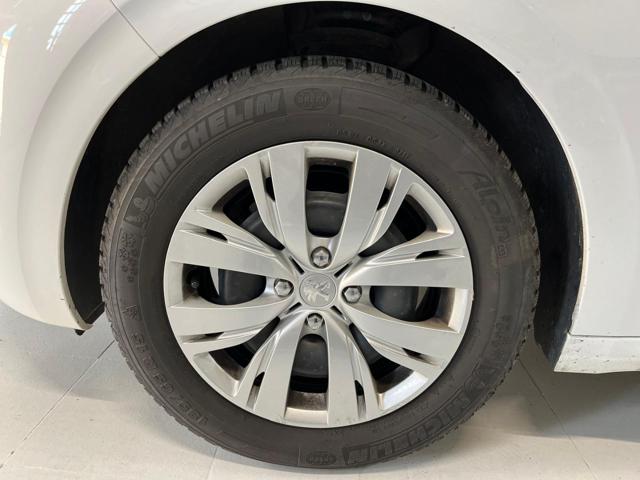 PEUGEOT 208 usata, con Autoradio digitale