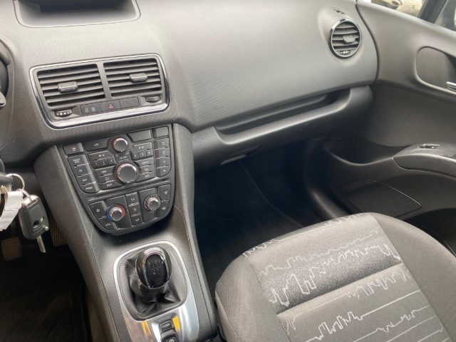 OPEL Meriva usata, con Fendinebbia