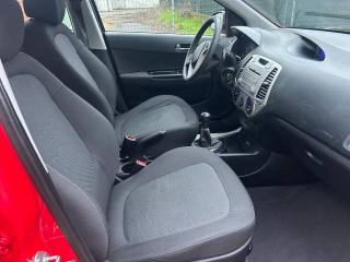 HYUNDAI i20 usata 12