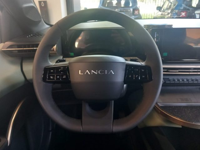 LANCIA Ypsilon usata, con Autoradio digitale
