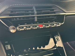 PEUGEOT 2008 usata 30