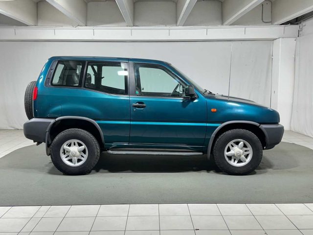 NISSAN Terrano II usata, con Sedile posteriore sdoppiato