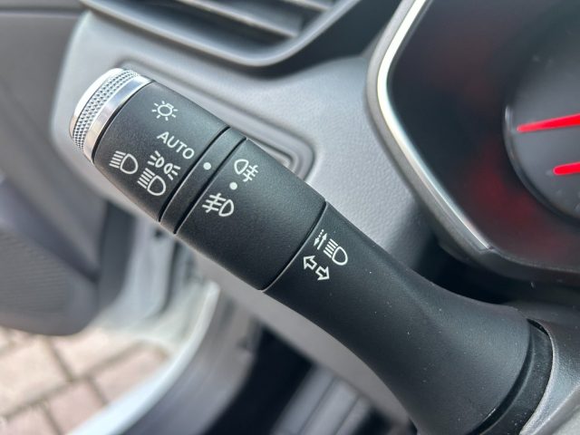 RENAULT Clio usata, con Servosterzo