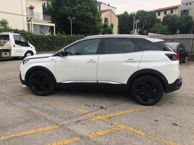 PEUGEOT 3008 usata, con Fari LED
