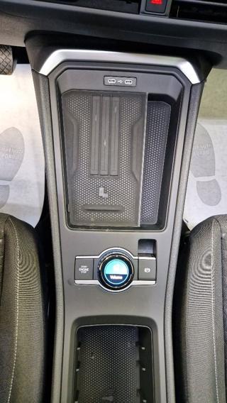 VOLKSWAGEN T-Roc usata, con ESP