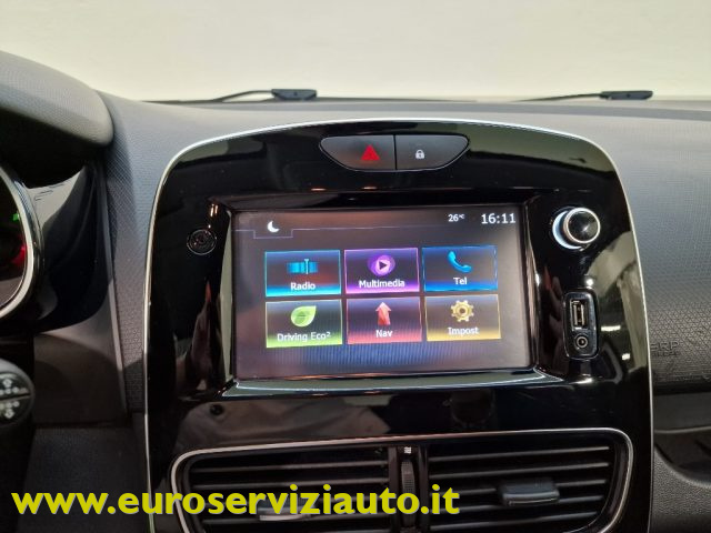 RENAULT Clio usata, con Specchietti laterali elettrici