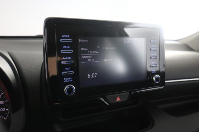 TOYOTA Yaris usata 7
