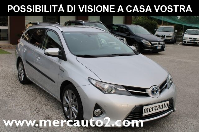 TOYOTA Auris usata, con ABS