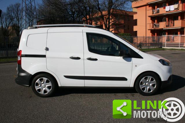 FORD Transit Courier usata, con Climatizzatore