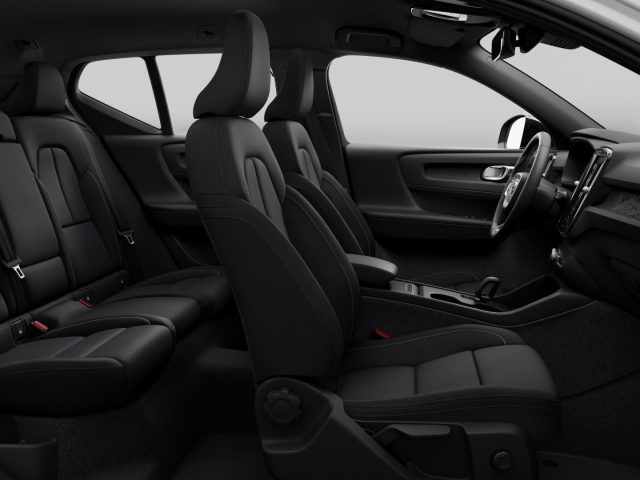 VOLVO EX40 usata, con Controllo trazione
