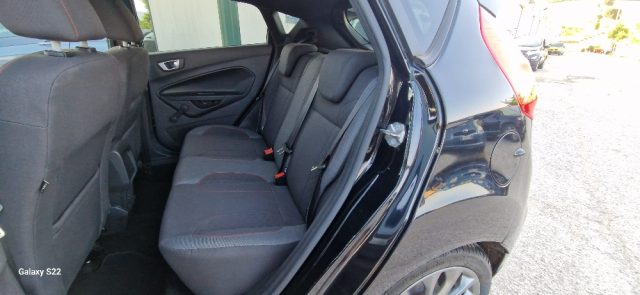 FORD Fiesta usata, con Lettore CD