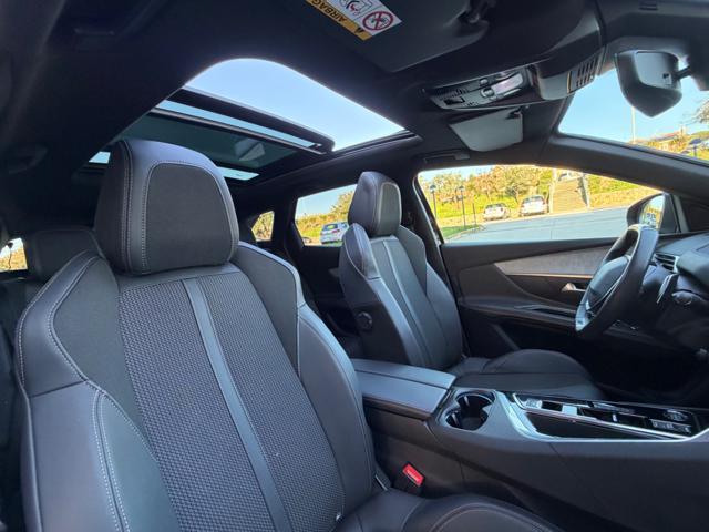 PEUGEOT 3008 usata, con Leve al volante